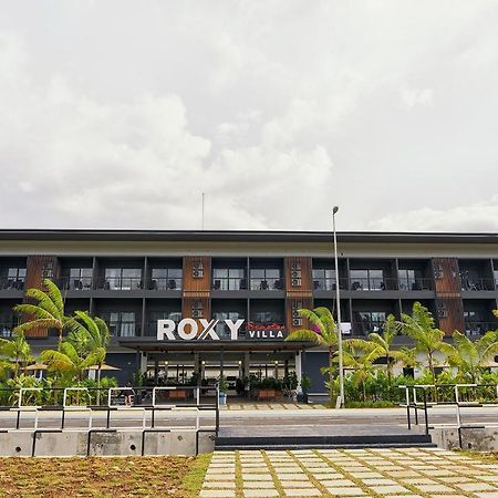 Roxy Sematan Villa & Townhouse Buitenkant foto