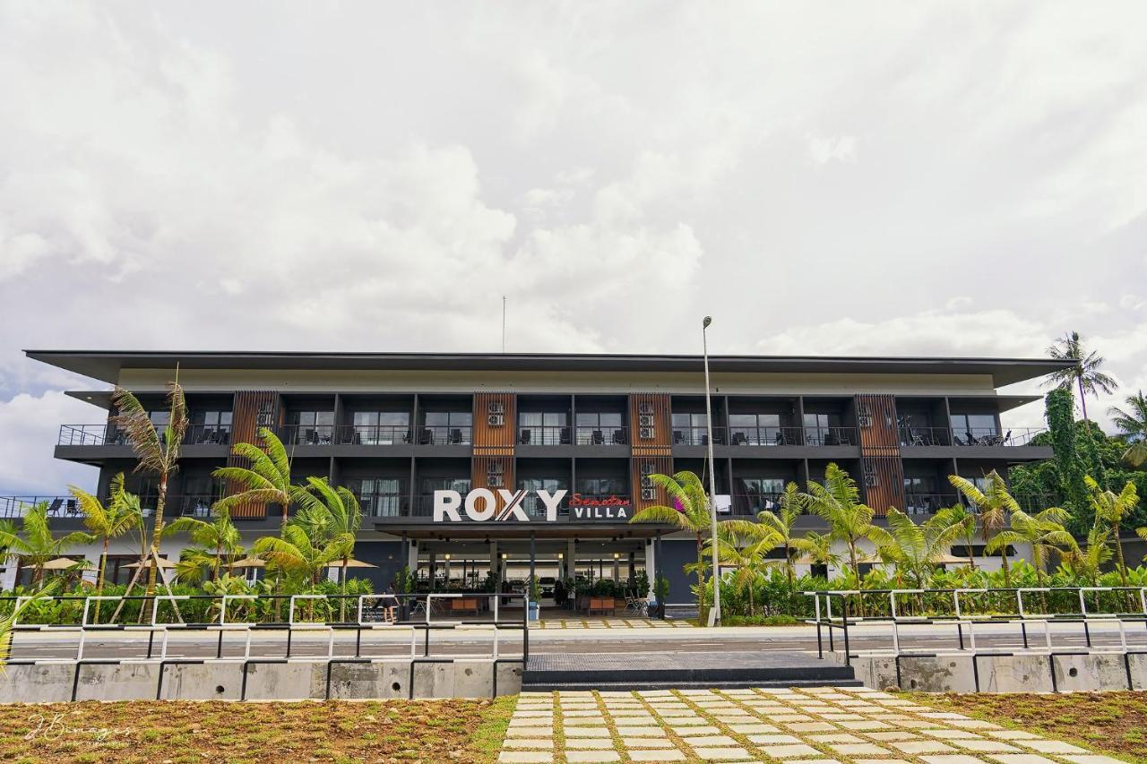 Roxy Sematan Villa & Townhouse Buitenkant foto